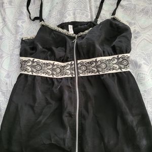 Xhilaration Large Black and White Zip up Tank Top